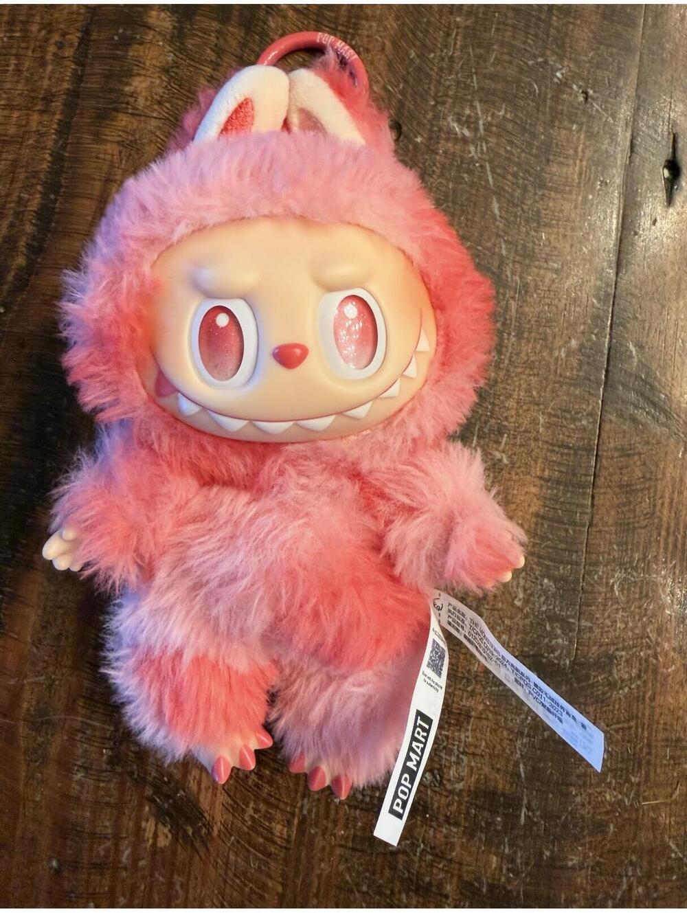 Pinnk labubu